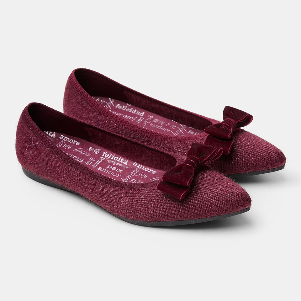 Aria Holiday Edition Pointy Flats in Bordeaux Red | Women's Sustainable,Washable and Stylish Shoes | VIVAIA