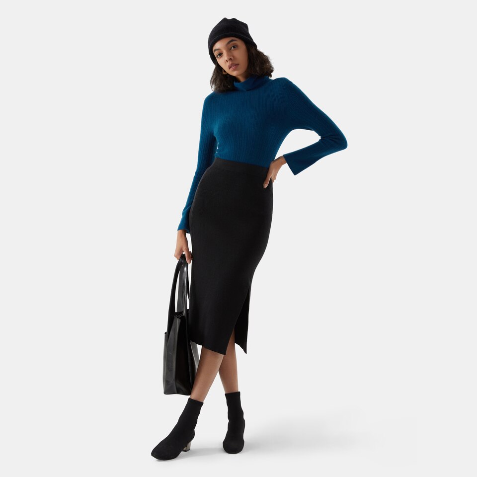 Trinity Cashmere Turtle Neck Sweater in Sodalite Blue | Women's 100% Organic Comfy Knitwears | VIVAIA