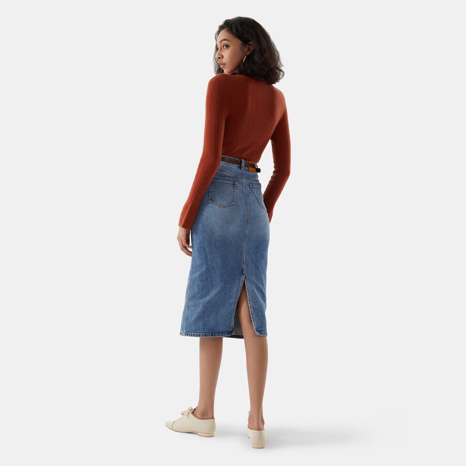 Trinity Cashmere Turtle Neck Sweater in Brick Red | Women's 100% Organic Comfy Knitwears | VIVAIA