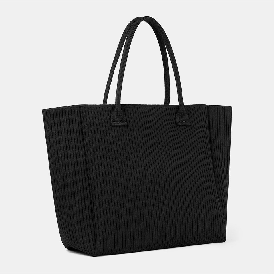 Maia Tote Bag in Black | Women's Sustainable, Washable and Stylish Knitbags | VIVAIA