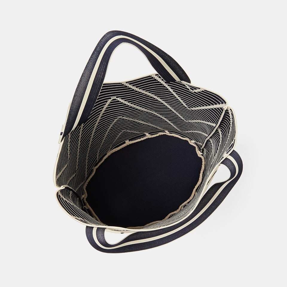 Colette Petite Bucket Tote Bag in Ivory Chervon | Women's Sustainable, Washable and Stylish Knitbags | VIVAIA
