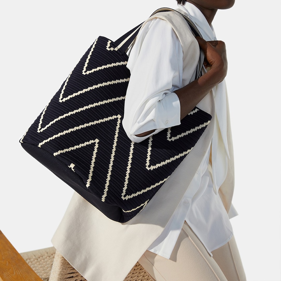 Colette Petite Bucket Washable Tote Bag in Marine Chervon | VIVAIA