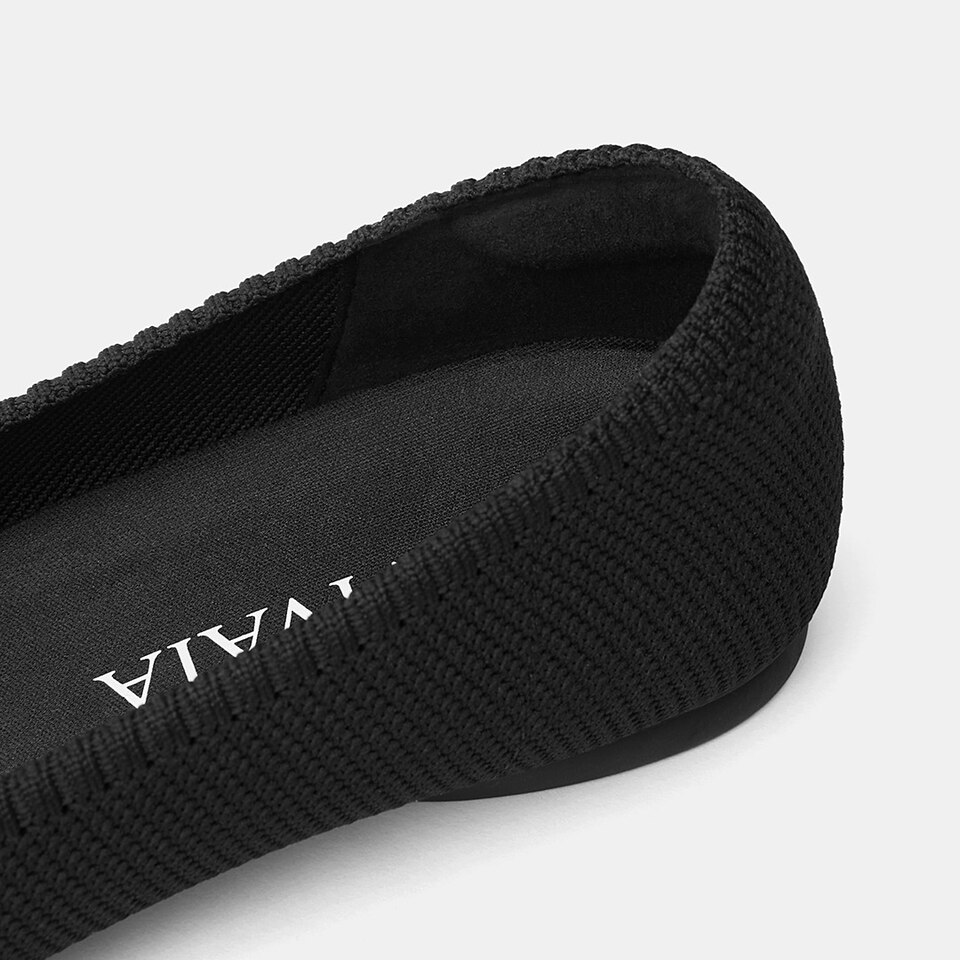 Tamia Round-toe Flats in Black | Women's Sustainable, Washable and Stylish Shoes | VIVAIA