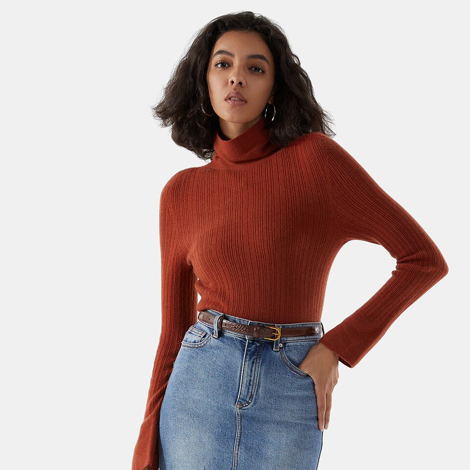 Trinity Cashmere Turtle Neck Sweater in Brick Red | Women's 100% Organic Comfy Knitwears | VIVAIA