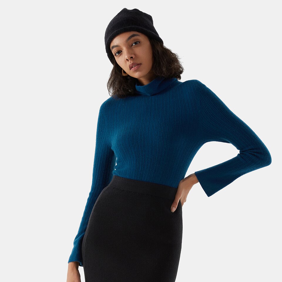 Trinity Cashmere Turtle Neck Sweater in Sodalite Blue | Women's 100% Organic Comfy Knitwears | VIVAIA