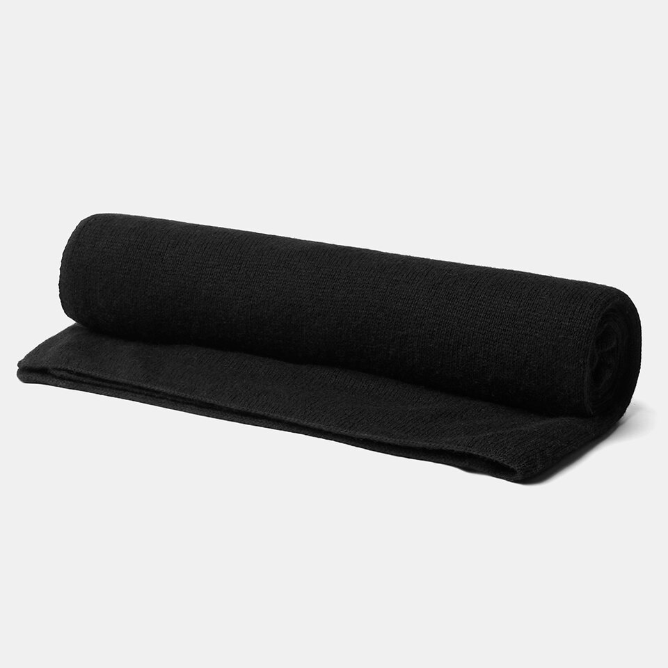 Lucia Silk-Cashmere Scarf in Black | Women's Sustainable and Stylish Scarves | VIVAIA