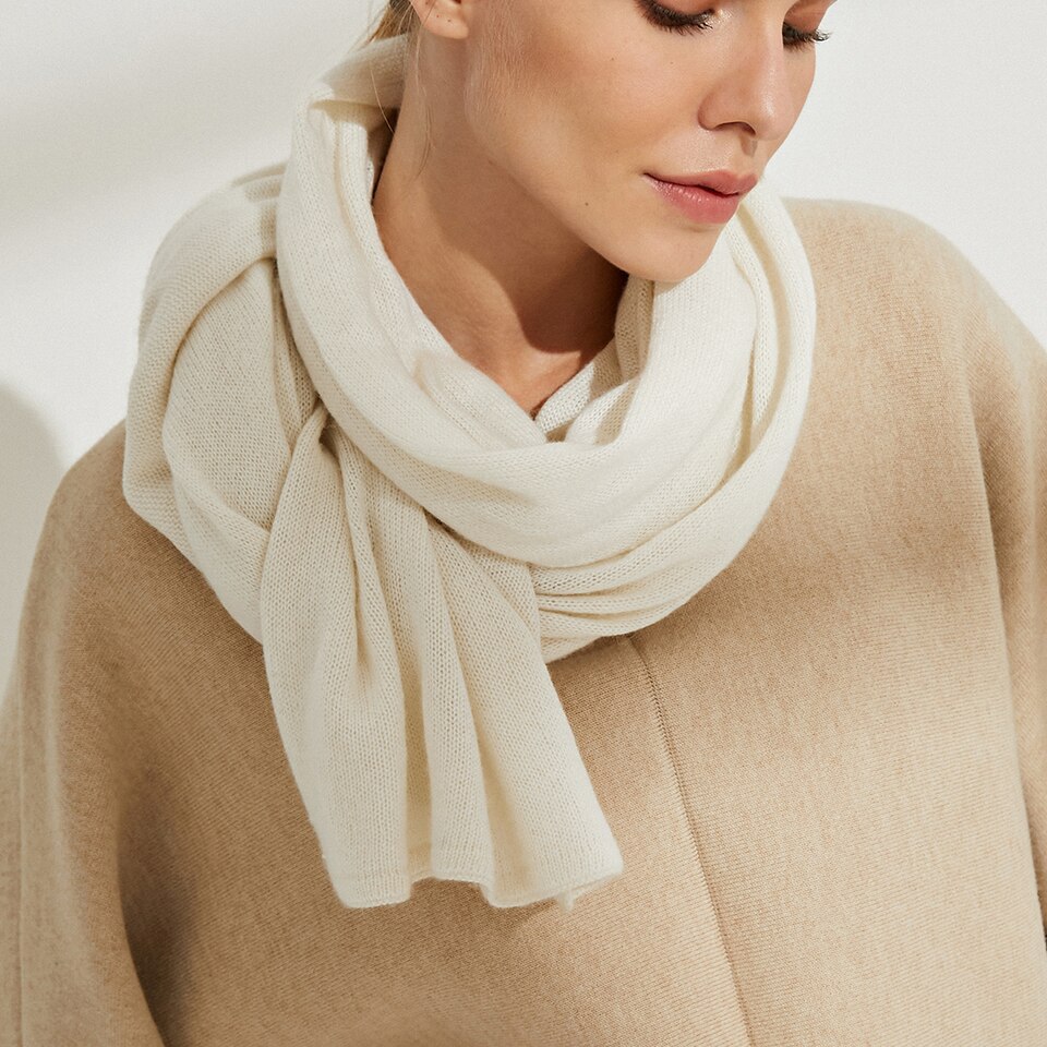 Lucia Silk-Cashmere Scarf in Cream White | Women's Sustainable and Stylish Scarves | VIVAIA