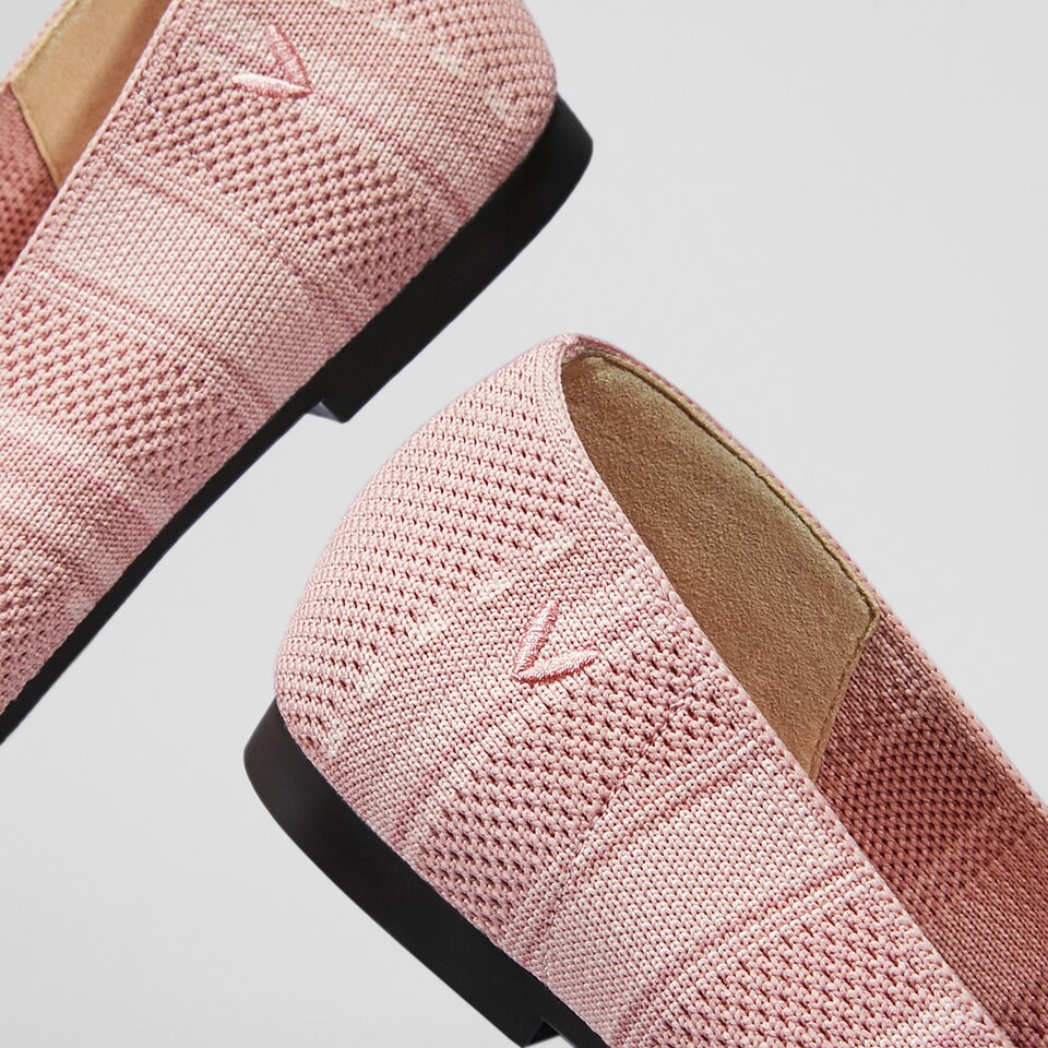Elly Round-toe Loafers in Pale Pink | Women's Sustainable, Washable and Stylish Shoes | VIVAIA