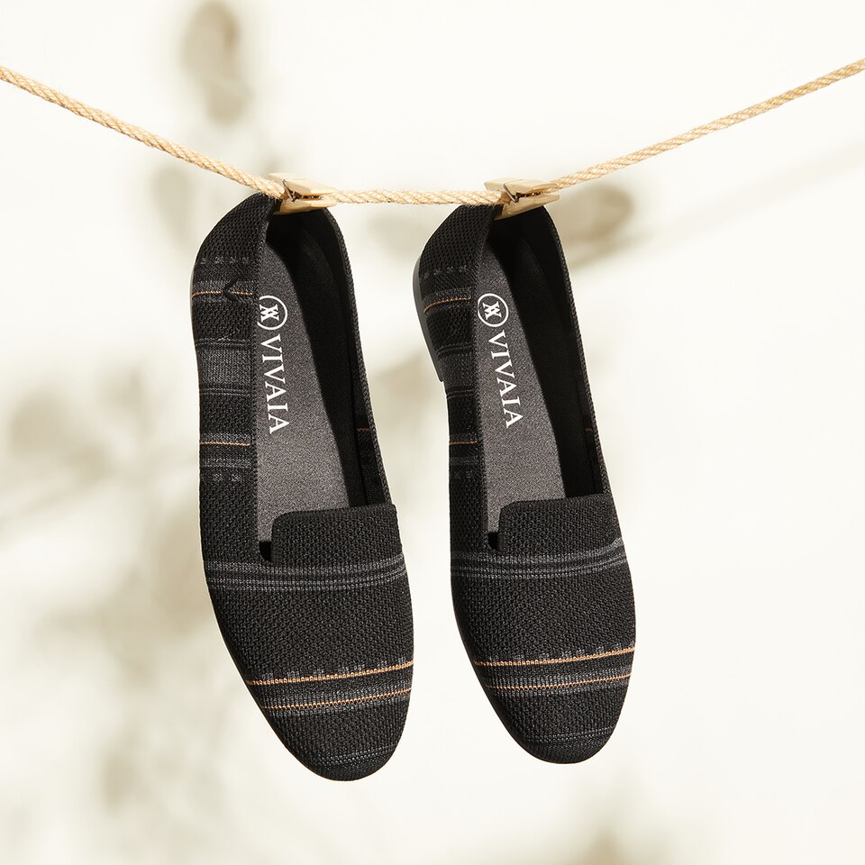 Elly Round-toe Loafers in Black | Women's Shoes | VIVAIA