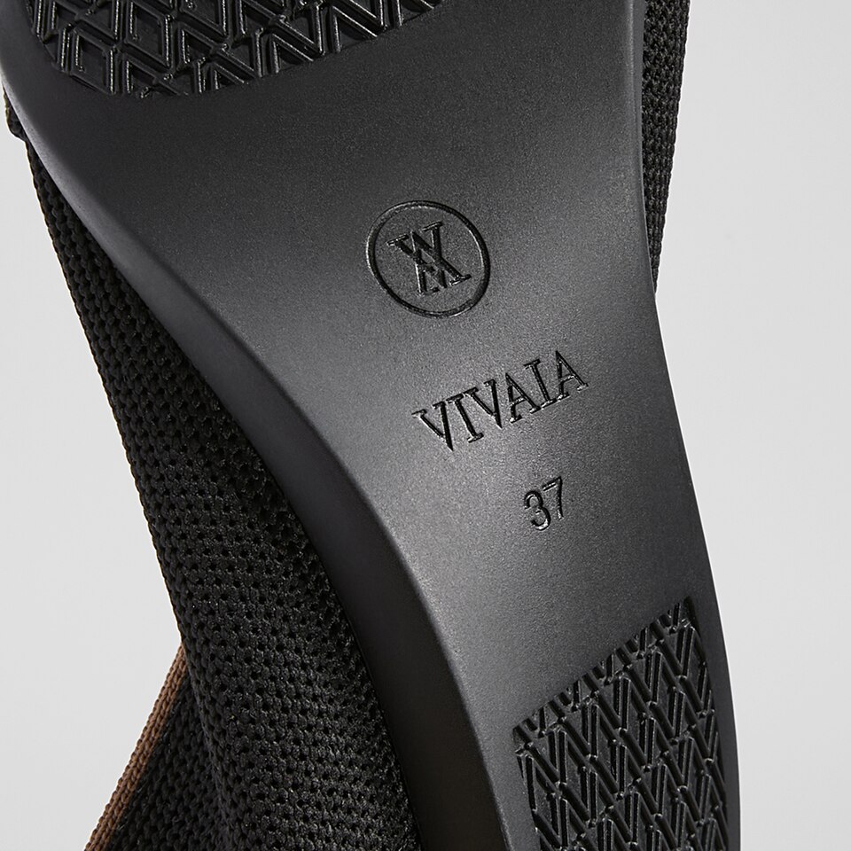 Michelle Pointed-toe Loafers in Black | Women's Sustainable, Washable and Stylish Shoes | VIVAIA