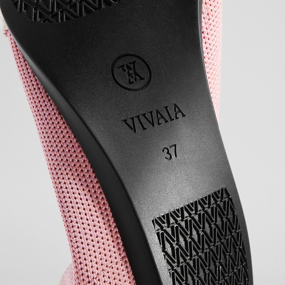 Michelle Pointed-toe Loafers in Pale Pink | Women's Sustainable, Washable and Stylish Shoes | VIVAIA