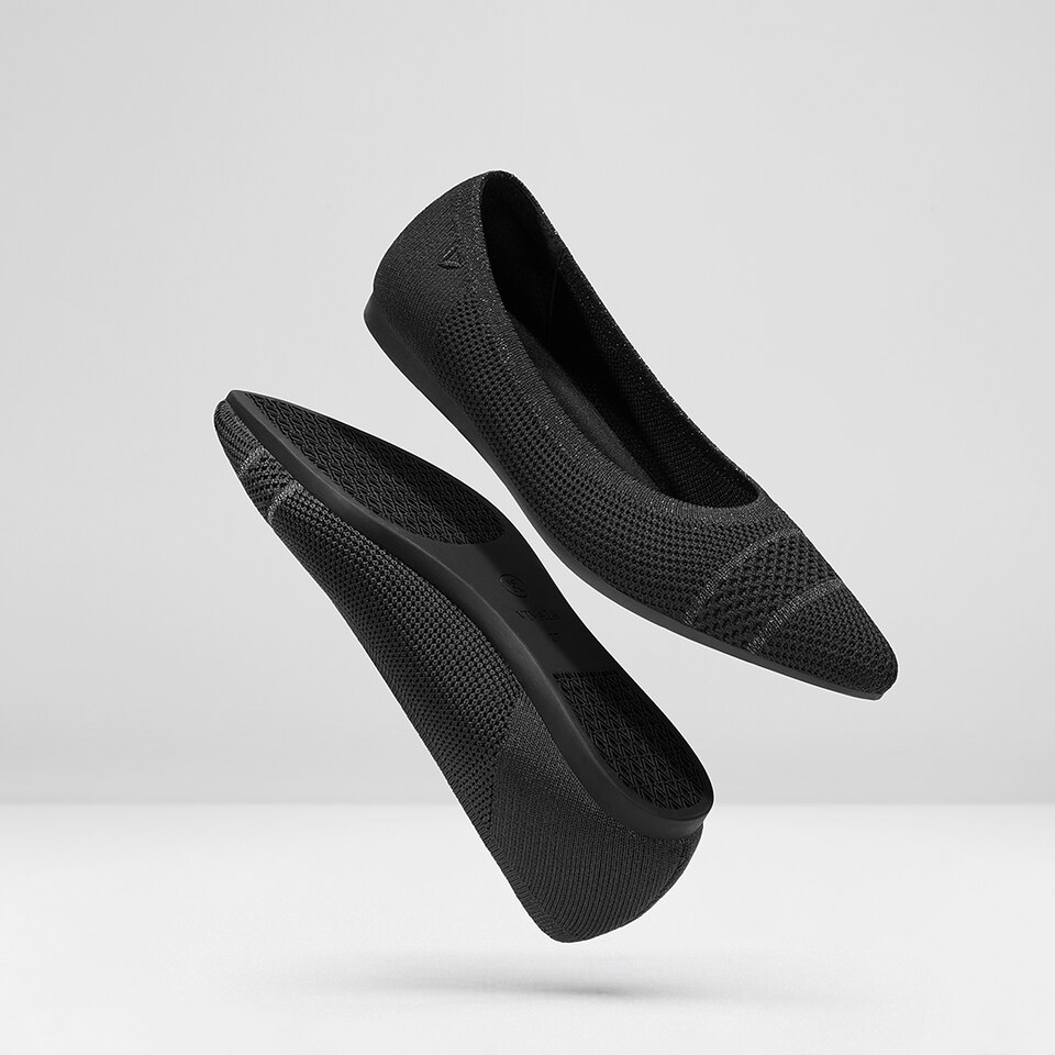 Amy Pointed-Toe Ballet Flats in Black | Women's Sustainable, Washable and Stylish Shoes | VIVAIA