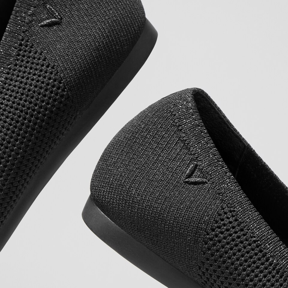 Amy Pointed-Toe Ballet Flats in Black | Women's Sustainable, Washable and Stylish Shoes | VIVAIA