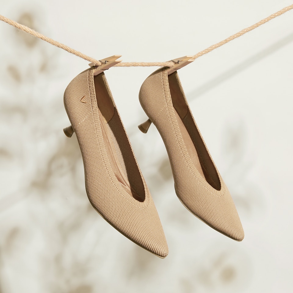 Women's Sustainable, Washable & Comfortable Kitten Heels | Gray | VIVAIA.CO