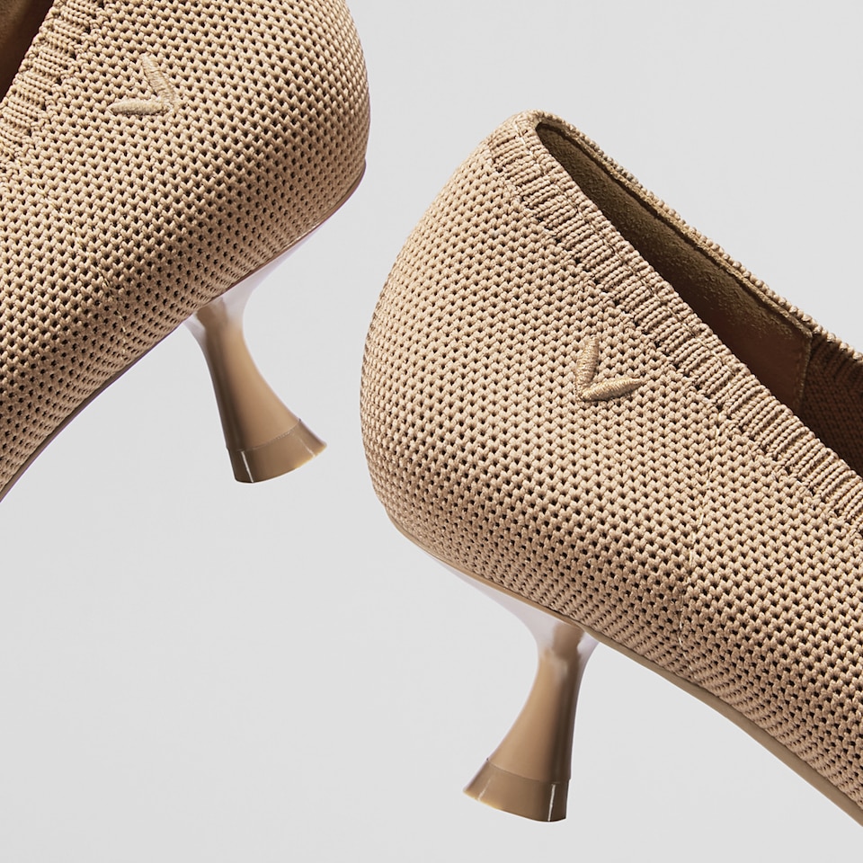 Women's Sustainable, Washable & Comfortable Kitten Heels | Gray | VIVAIA.CO
