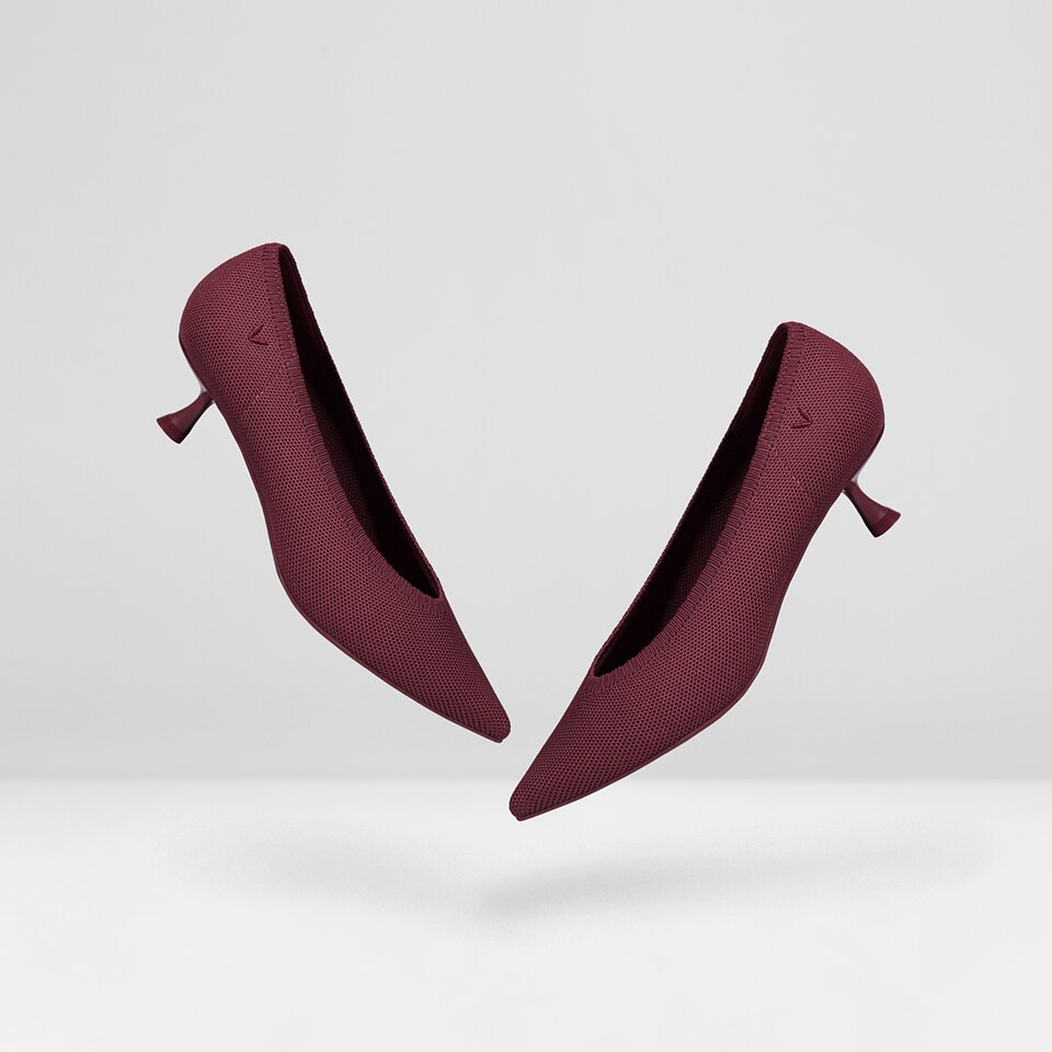 Stella Pointed-Toe Kitten Heels in Bordeaux Red -Women's Everyday Heel Shoes | VIVAIA