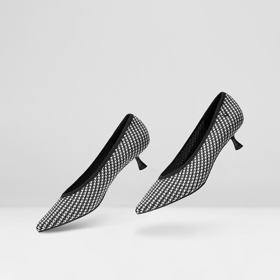 Stella Pointed-Toe Kitten Heels in Black Houndstooth -Women's Everyday Heel Shoes | VIVAIA