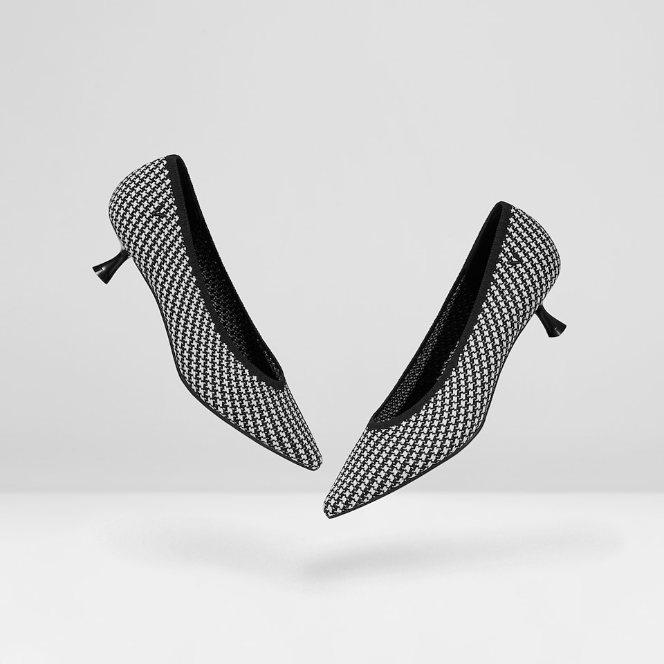 Stella Pointed-Toe Kitten Heels in Black Houndstooth -Women's Everyday Heel Shoes | VIVAIA