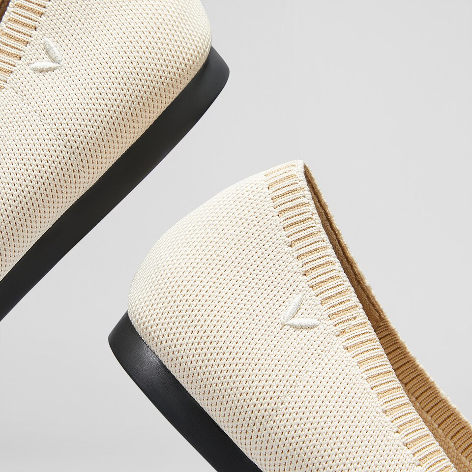 Esther Pointy Flats in Cream Ivory | Women's Sustainable, Washable and Stylish Shoes | VIVAIA