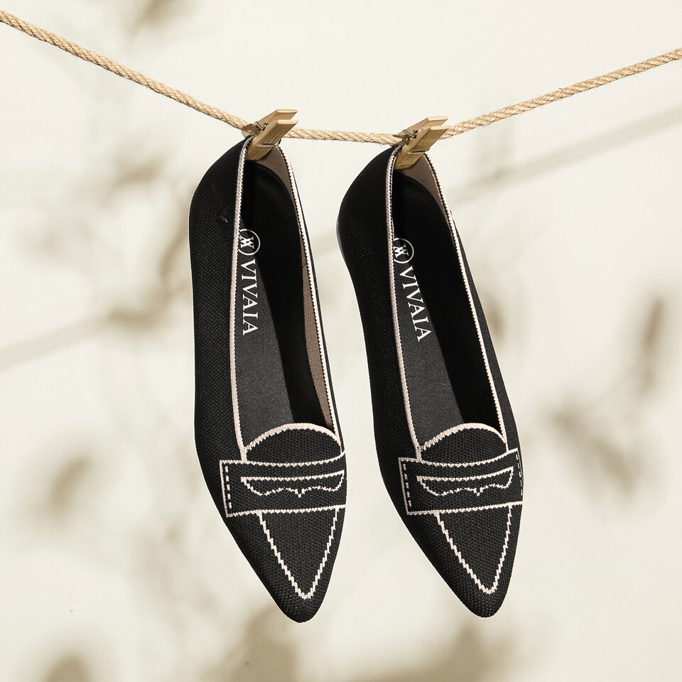 Adele Pointy Flats in Deep Ebony | Women's Sustainable, Washable and Stylish Black Shoes | VIVAIA