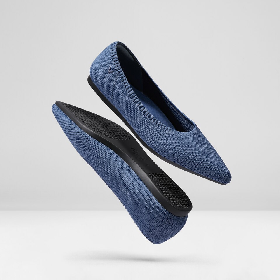 Aria 2.0 Pointy Flats in Deep Denim | Women's Sustainable, Washable and Stylish Shoes | VIVAIA
