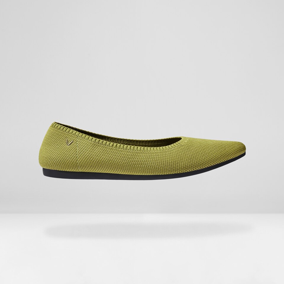 Aria 2.0 Pointy Flats in Olive Green | Women's Sustainable, Washable and Stylish Shoes | VIVAIA
