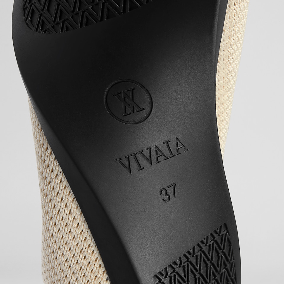 Aria 2.0 Pointy Flats in Natural Peach | Women's Sustainable, Washable and Stylish Shoes | VIVAIA