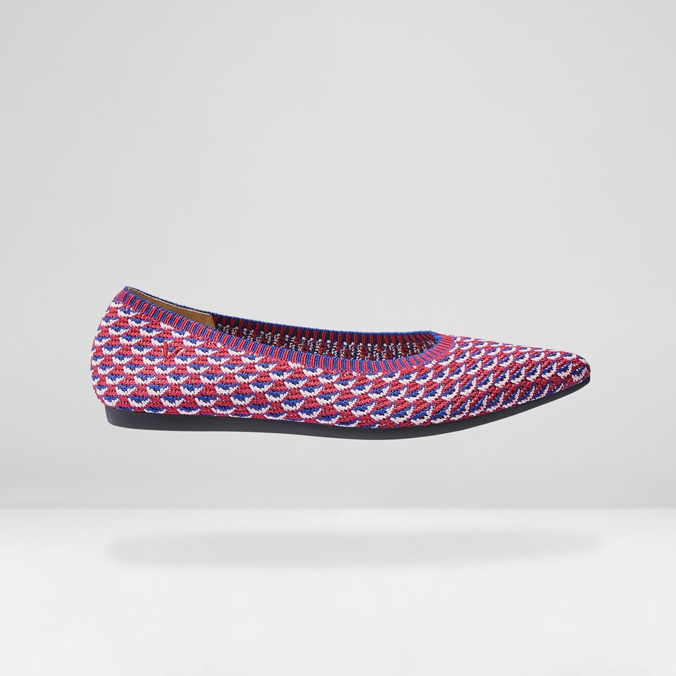 Aria Pointy Flats in Pink Waves | Women's Sustainable,Washable and Stylish Shoes | VIVAIA