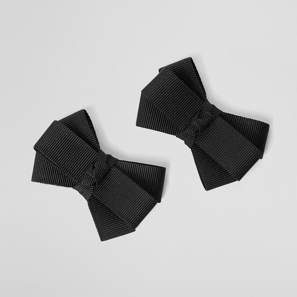 Dora Removable Bows in Solid Black | Adorn Your VIVAIA Shoes