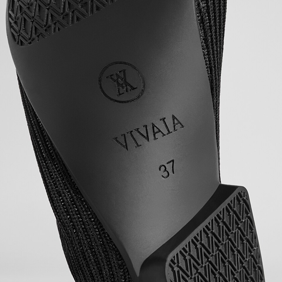 Margot Square-toe Flats in Deep Ebony | Women's Sustainable, Washable and Stylish Black Shoes | VIVAIA