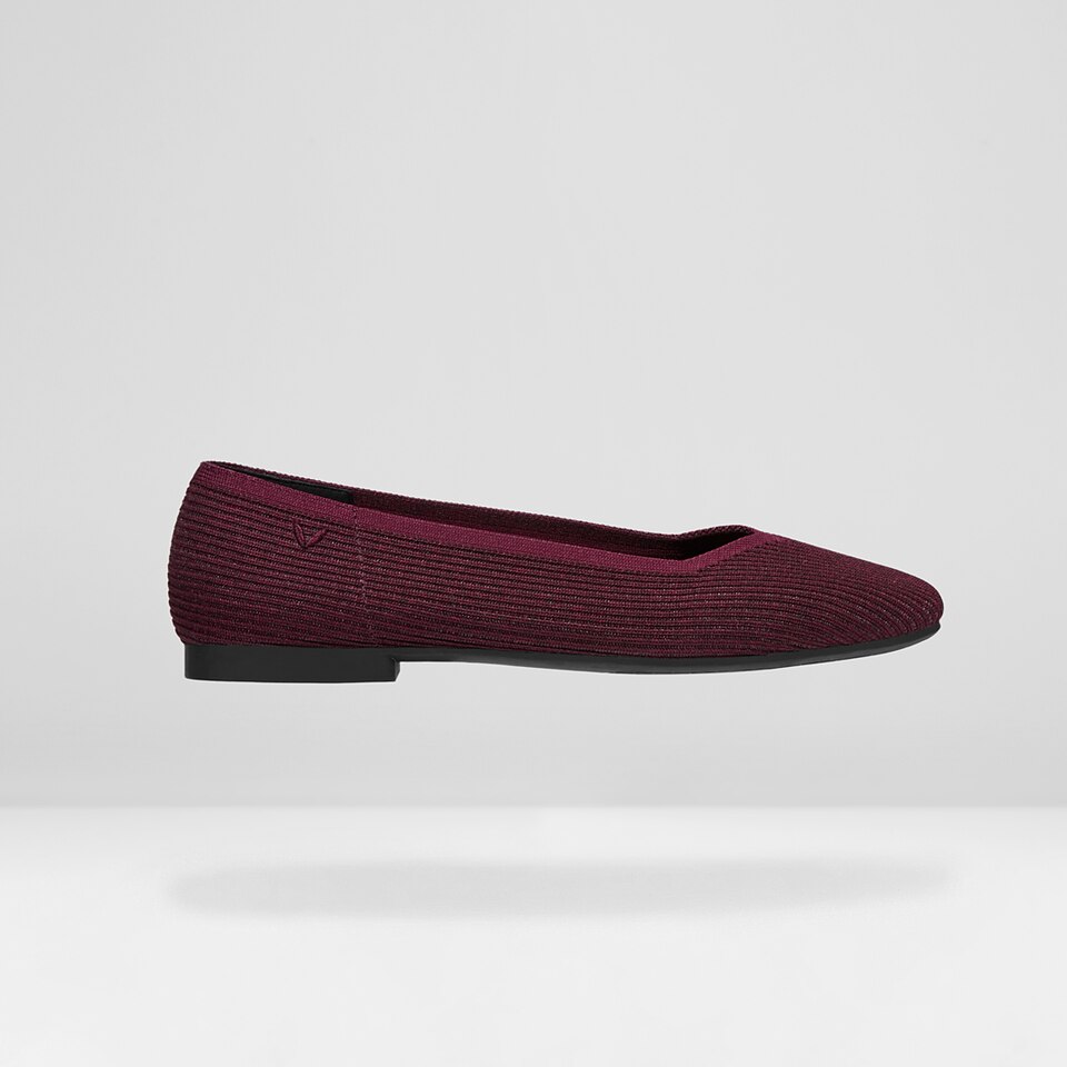 Margot Square-toe Flats in Wine Red | Women's Sustainable, Washable and Stylish Shoes | VIVAIA