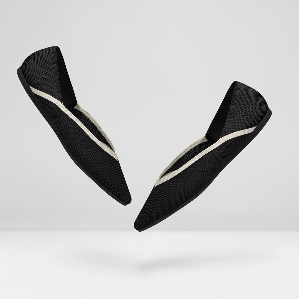 Vienna Pointy Flats in Deep Ebony | Women's Sustainable, Washable and Stylish Black Shoes | VIVAIA