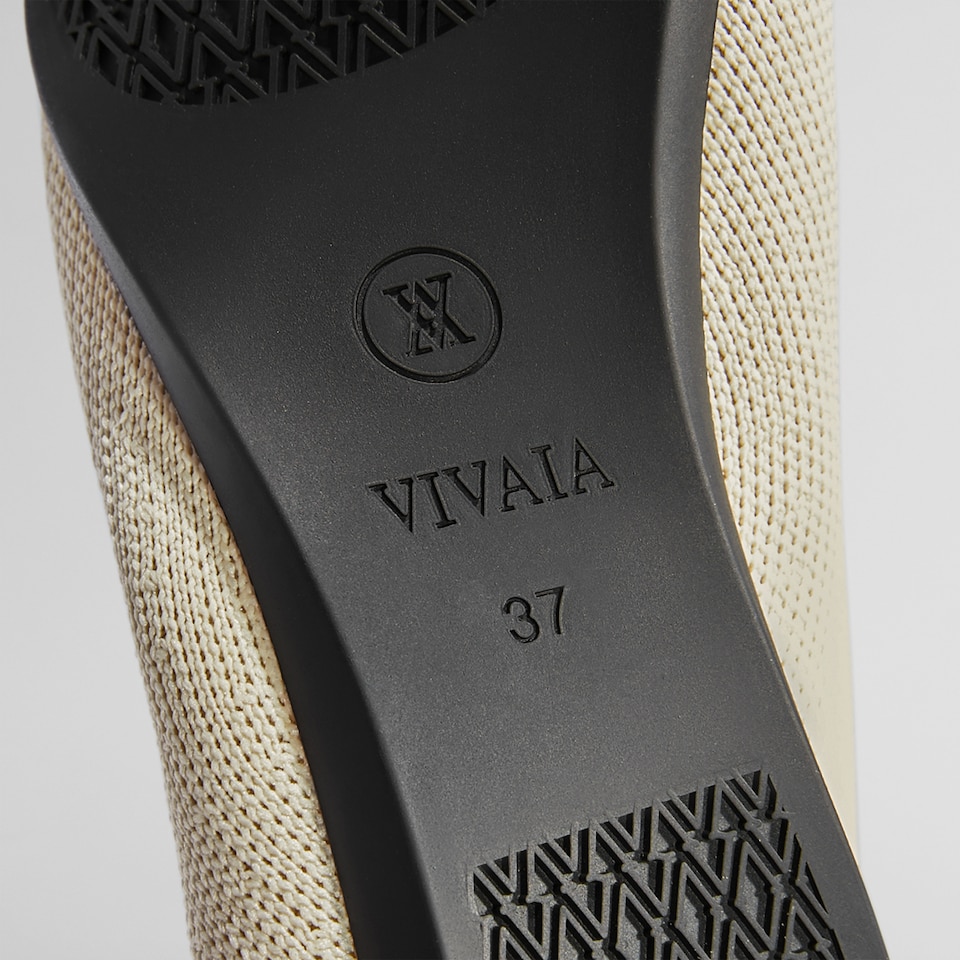 Vienna Pointy Flats in Cream Ivory | Women's Sustainable, Washable and Stylish Shoes | VIVAIA