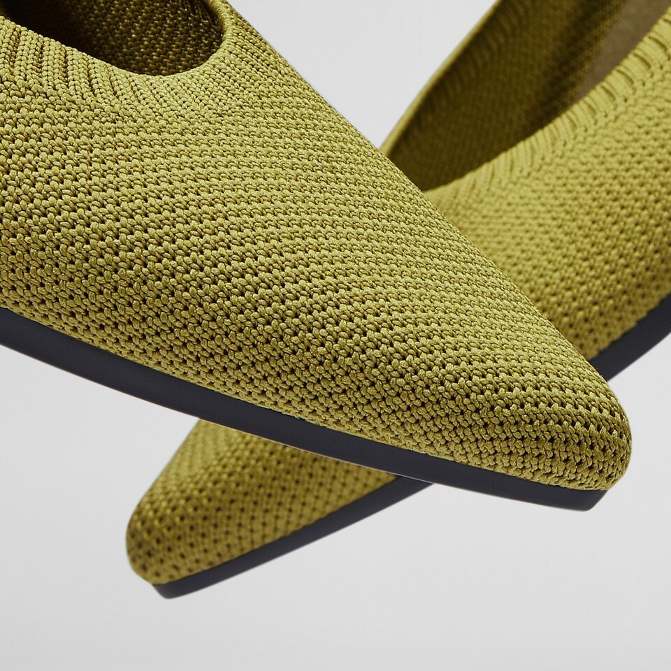 Aria5° Women Pointy Flats in (Olive Green) - Sustainable & Washable Shoes | VIVAIA