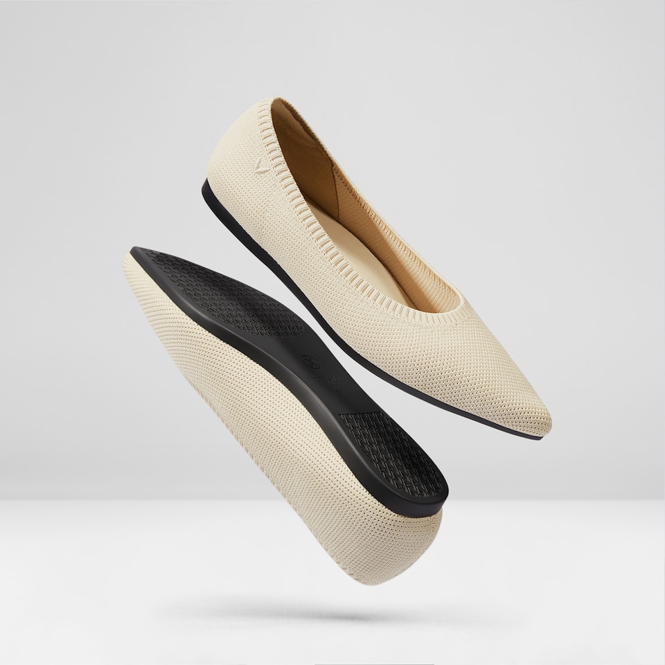 Aria5° Women Pointy Flats in (Cream Ivory) - Sustainable & Washable Shoes | VIVAIA