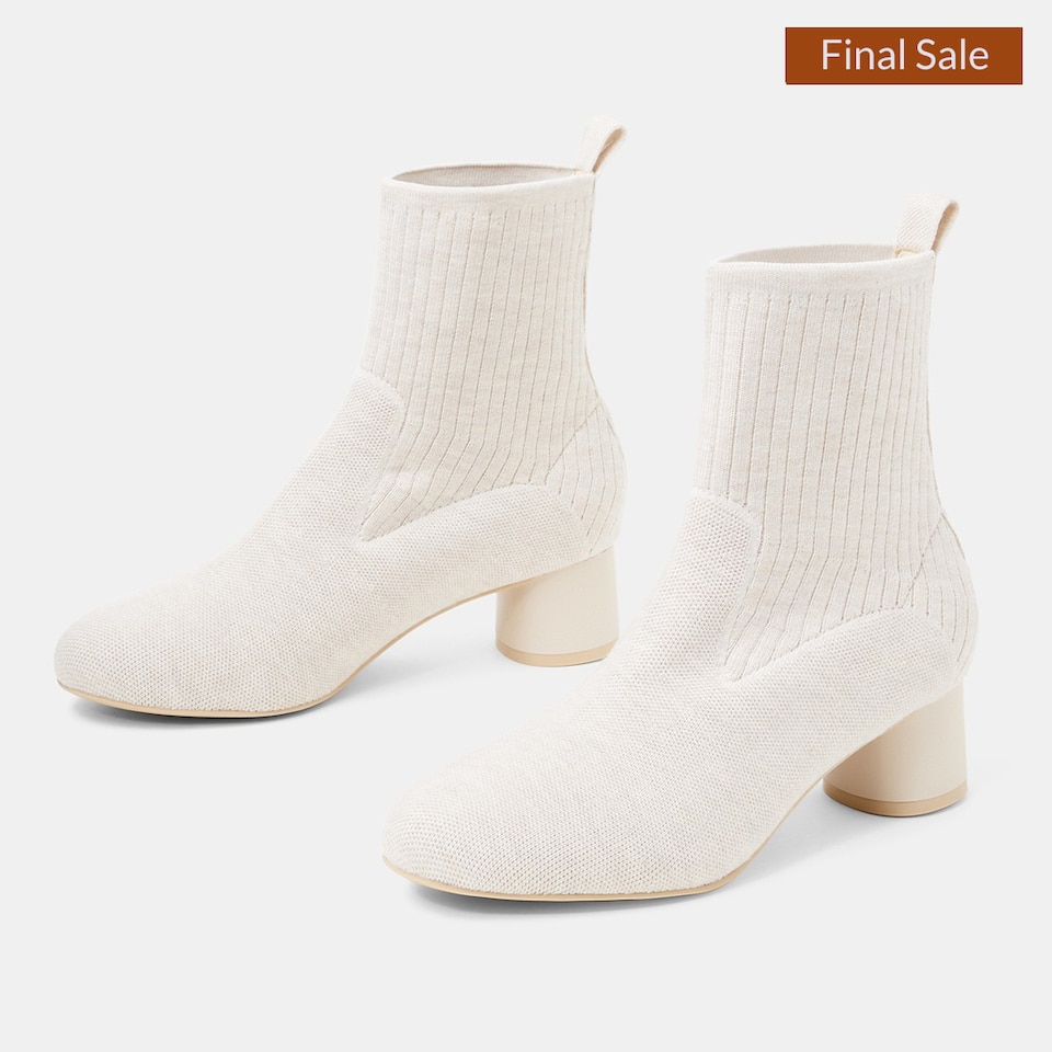 Zoe Wool Round-toe Boots in Cream Ivory | Women's Sustainable and Stylish Shoes | VIVAIA