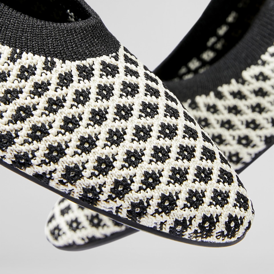 Aditi Women Ballet Flats Diamond Black - Washable & Comfortable | VIVAIA