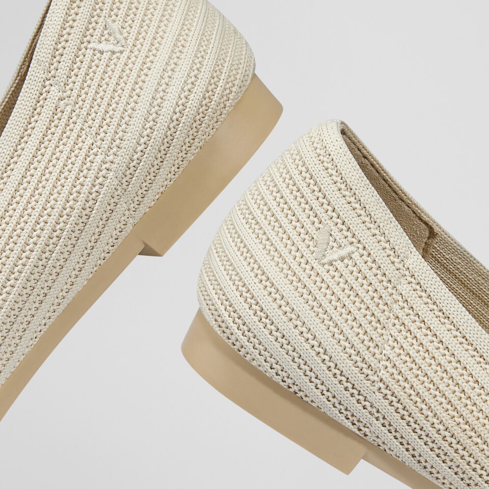 Macy Pointy Flats in Cream Ivory | Women's Sustainable,Washable and Stylish Shoes | VIVAIA