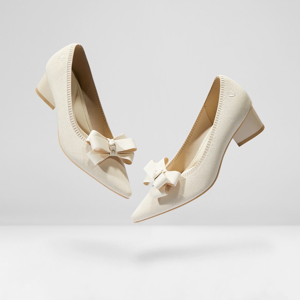 Tracy Pointy Heels Cream Ivory - Versatile & Glamorous Women Shoes | VIVAIA