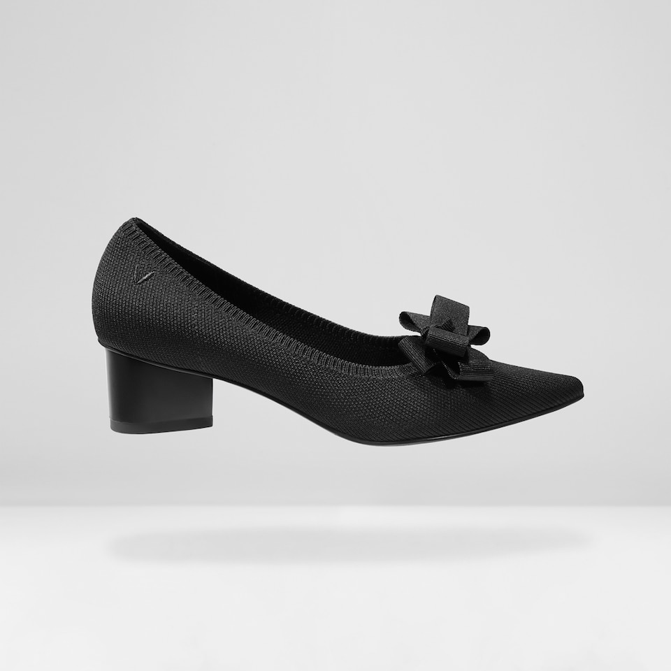 Tracy Pointy Heels Solid Black - Versatile & Glamorous Women Shoes | VIVAIA