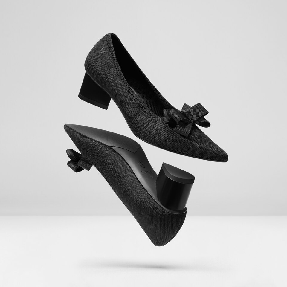 Tracy Pointy Heels Solid Black - Versatile & Glamorous Women Shoes | VIVAIA