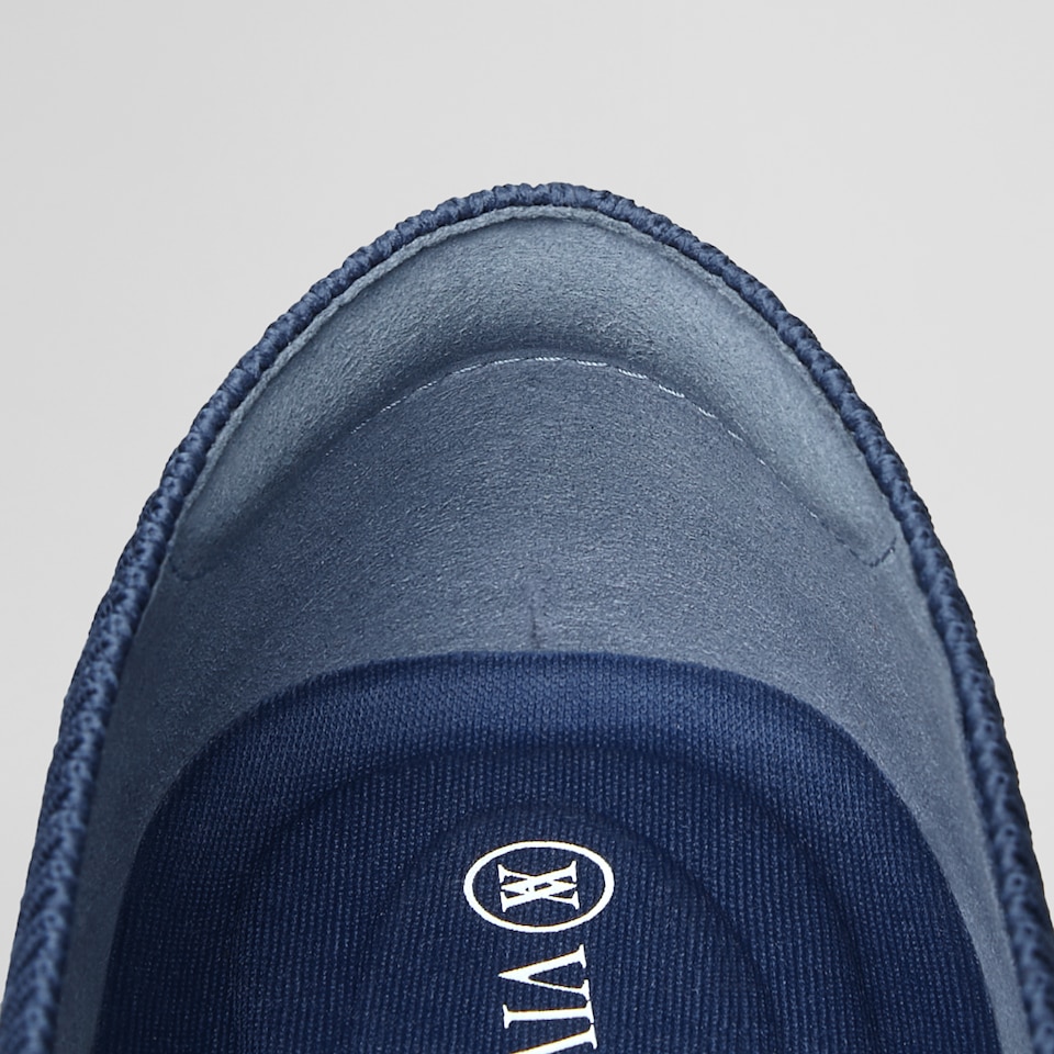 Aria5° Women Pointy Flats in (Denim Blue) - Sustainable & Washable Shoes | VIVAIA