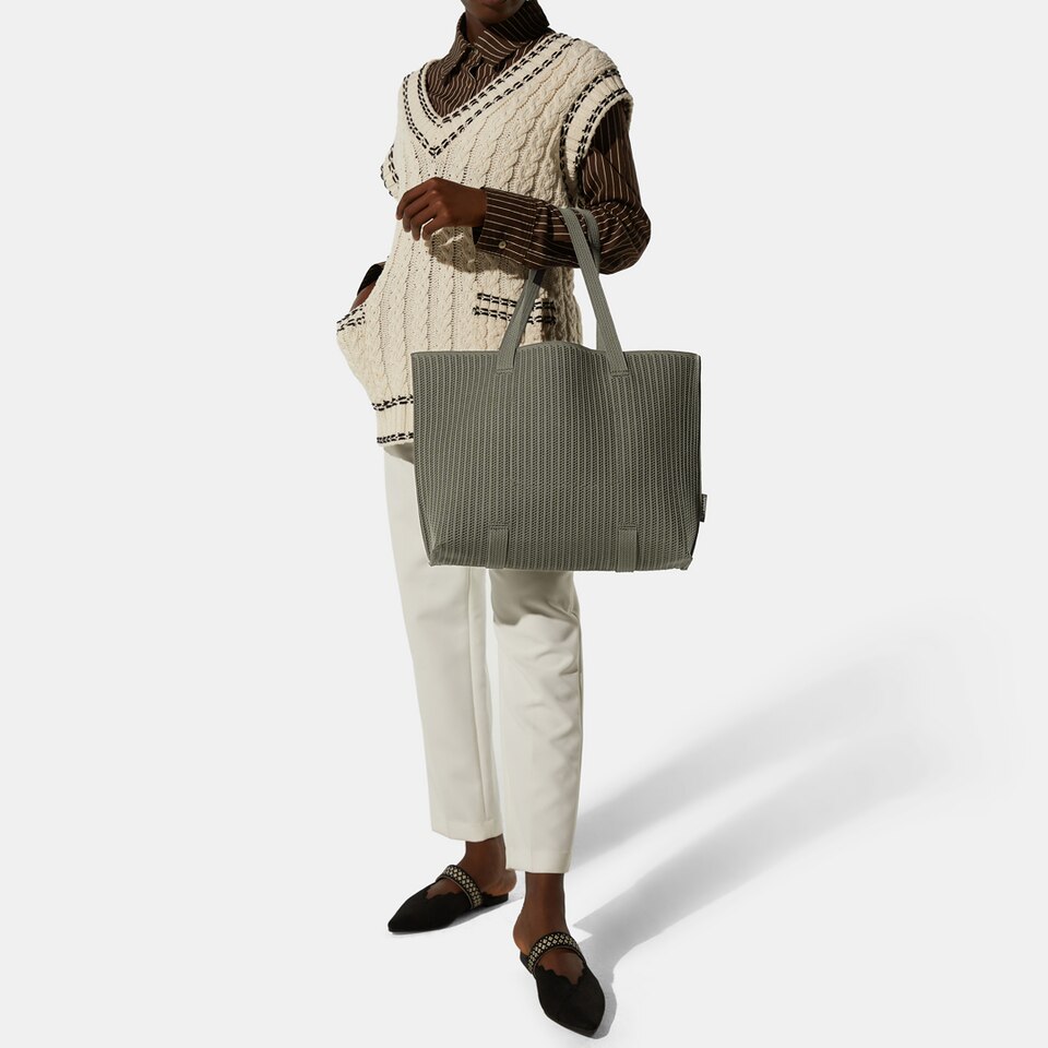 Zaneta Tote Bag in Olive Green-Women's Sustainable, Washable Bags | VIVAIA
