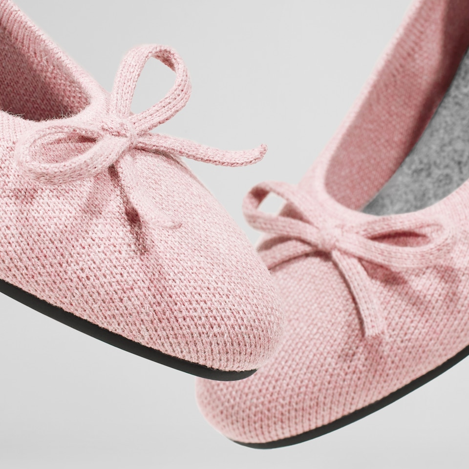Bonny Round Toe Foldable Flats in Pale Pink - Women's Sustainable, Washable and Stylish Shoes | Vivaia