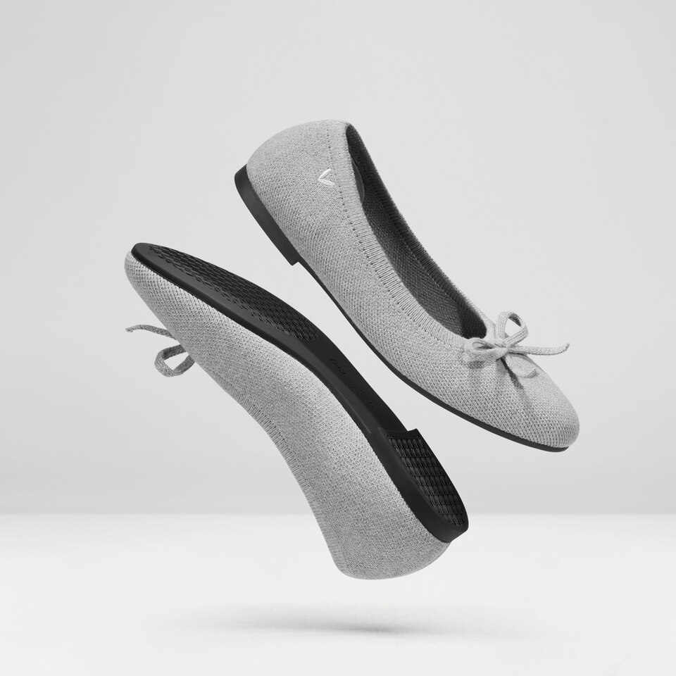 Bonny Round Toe Foldable Flats in Pale Grey - Women's Sustainable, Washable and Stylish Shoes | Vivaia
