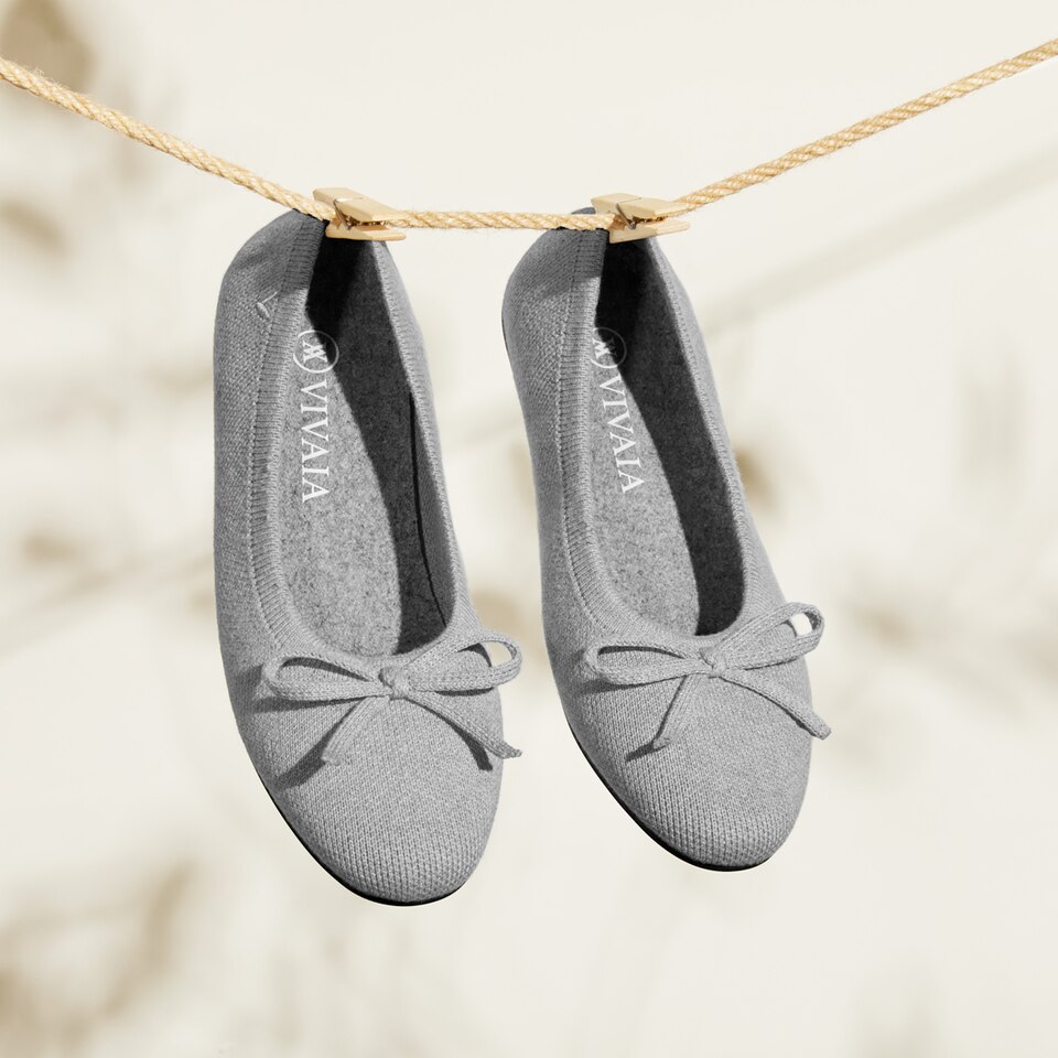 Bonny Round Toe Foldable Flats in Pale Grey - Women's Sustainable, Washable and Stylish Shoes | Vivaia