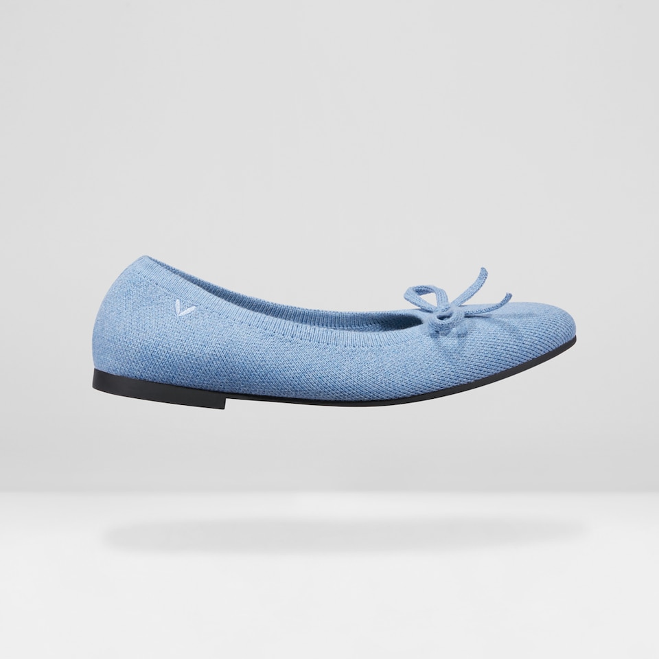 Bonny Round Toe Foldable Flats in Denim Blue - Women's Sustainable Washable and Stylish Shoes | Vivaia