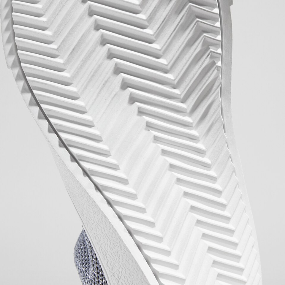 Jenny Round Toe Slip-on Sneakers in Pale Grey - Women's Sustainable, Washable and Stylish Shoes | Vivaia