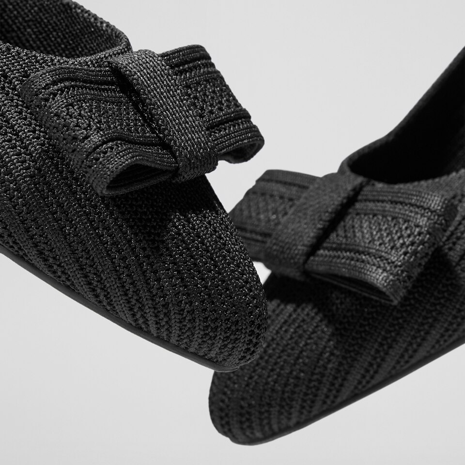 Lyliann Round Toe Sling-Back Sandal in Solid Black - Women's Sustainable, Washable and Stylish Shoes | Vivaia