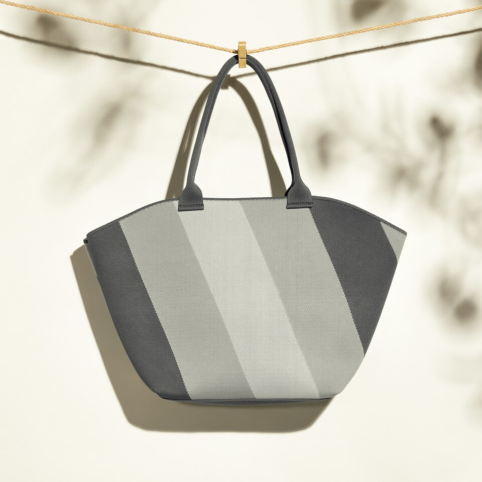 Miranda Tote Bag in Blue Grey | Women's Sustainable, Washable and Stylish Knitbags | VIVAIA